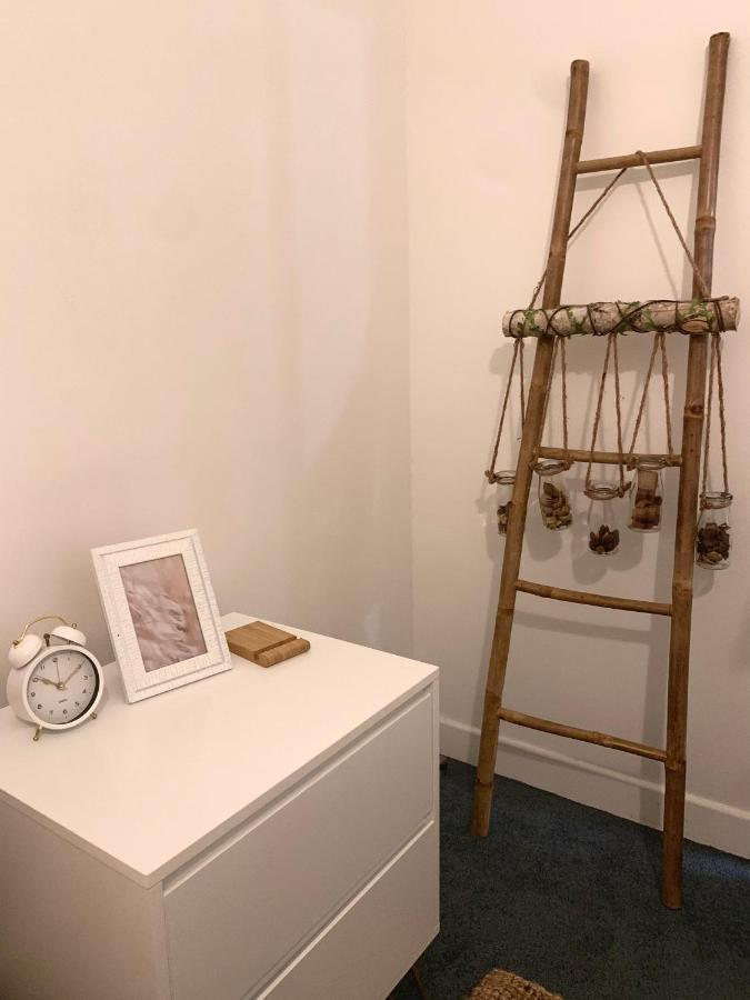 Le Bali Cosy House - T2 Lumineux Et Moderne En Plein Centre Ville De Maisons-Alfort Ngoại thất bức ảnh