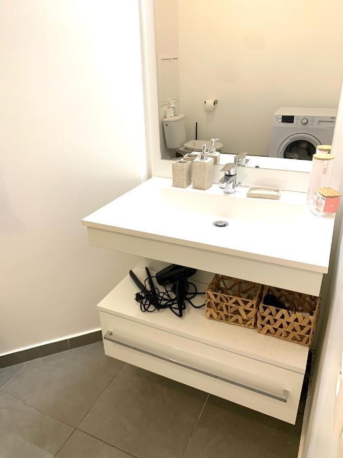Le Bali Cosy House - T2 Lumineux Et Moderne En Plein Centre Ville De Maisons-Alfort Ngoại thất bức ảnh