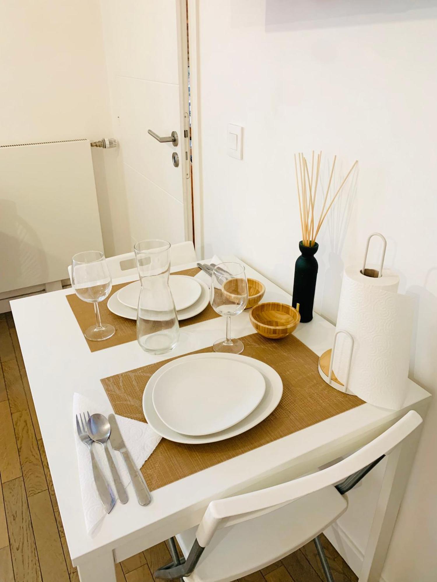 Le Bali Cosy House - T2 Lumineux Et Moderne En Plein Centre Ville De Maisons-Alfort Ngoại thất bức ảnh