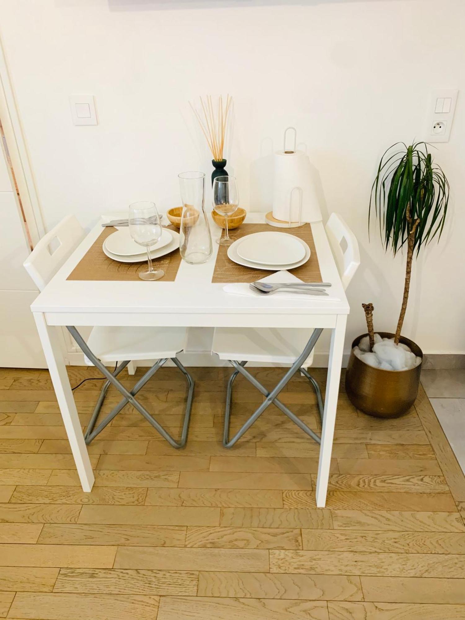 Le Bali Cosy House - T2 Lumineux Et Moderne En Plein Centre Ville De Maisons-Alfort Ngoại thất bức ảnh
